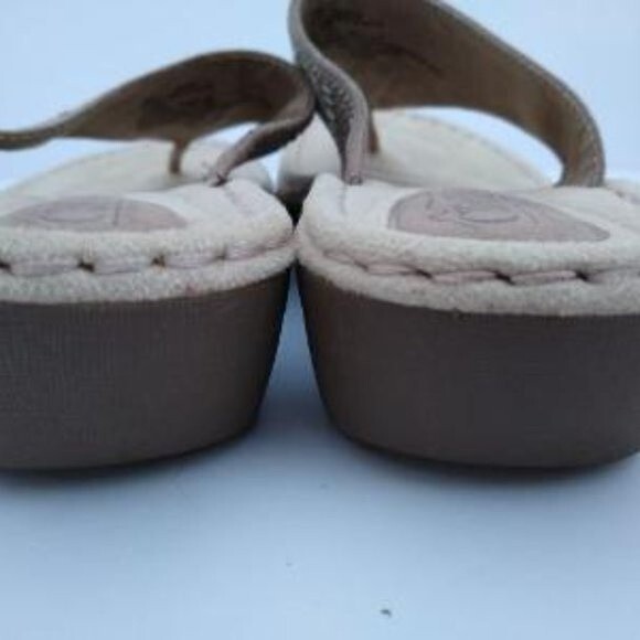 White Mountain Cliff Cienna Tan Embellished Sandals Flip Flops Sz 7.5 - Picture 5 of 7